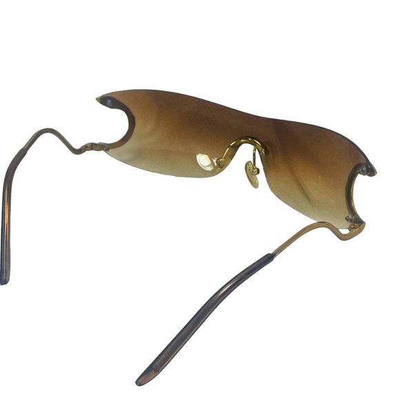 Vintage Damaged Unmarked Rare Sunglasses Gold Tone And Brown Tint Shield Lens - Picture 3 of 16